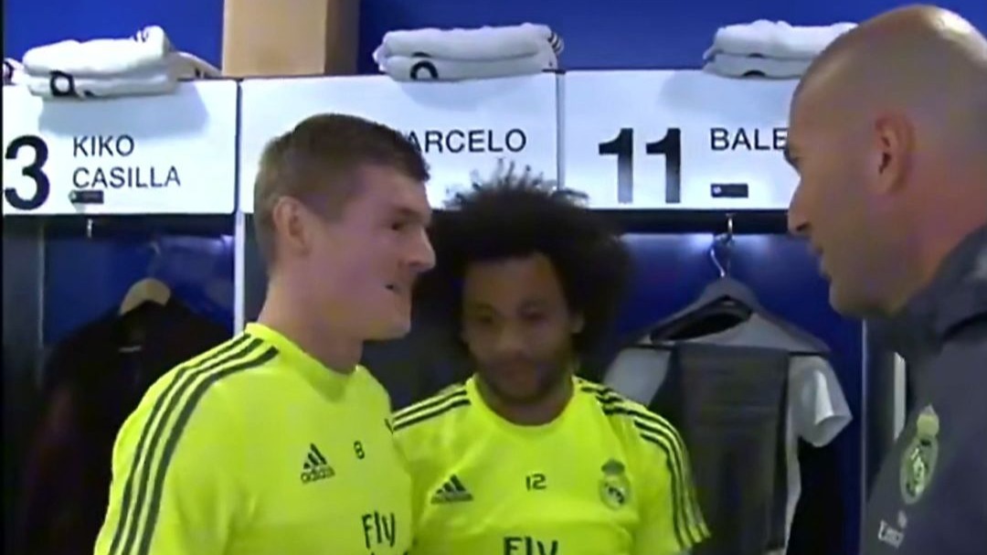 开云网址-包含德甲冲刺阶段再迎强敌，本菲卡临场应变，主帅态度——更衣室稳定，年轻球员得到机会的词条